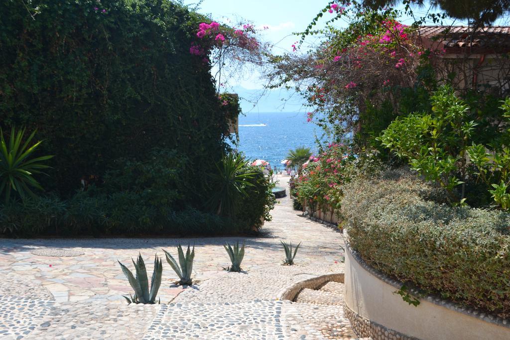 Vila 15 Bougainville Sarande Exterior photo